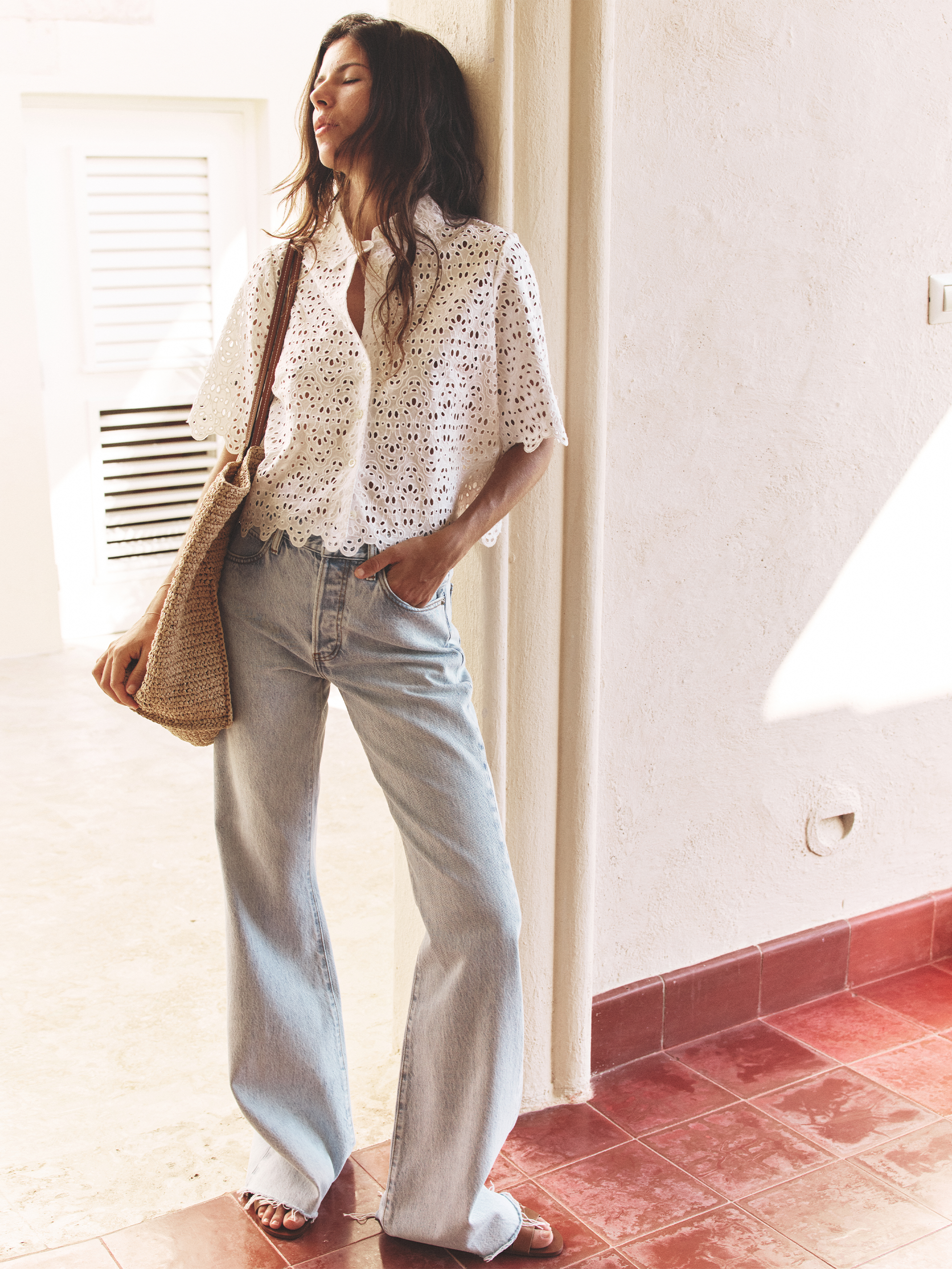 ボトムスその他 Frame Wide-leg The Lax jeans with washed effect FRAME Lax Wide Leg Jeans in Alderton Undone Fray | REVOLVE