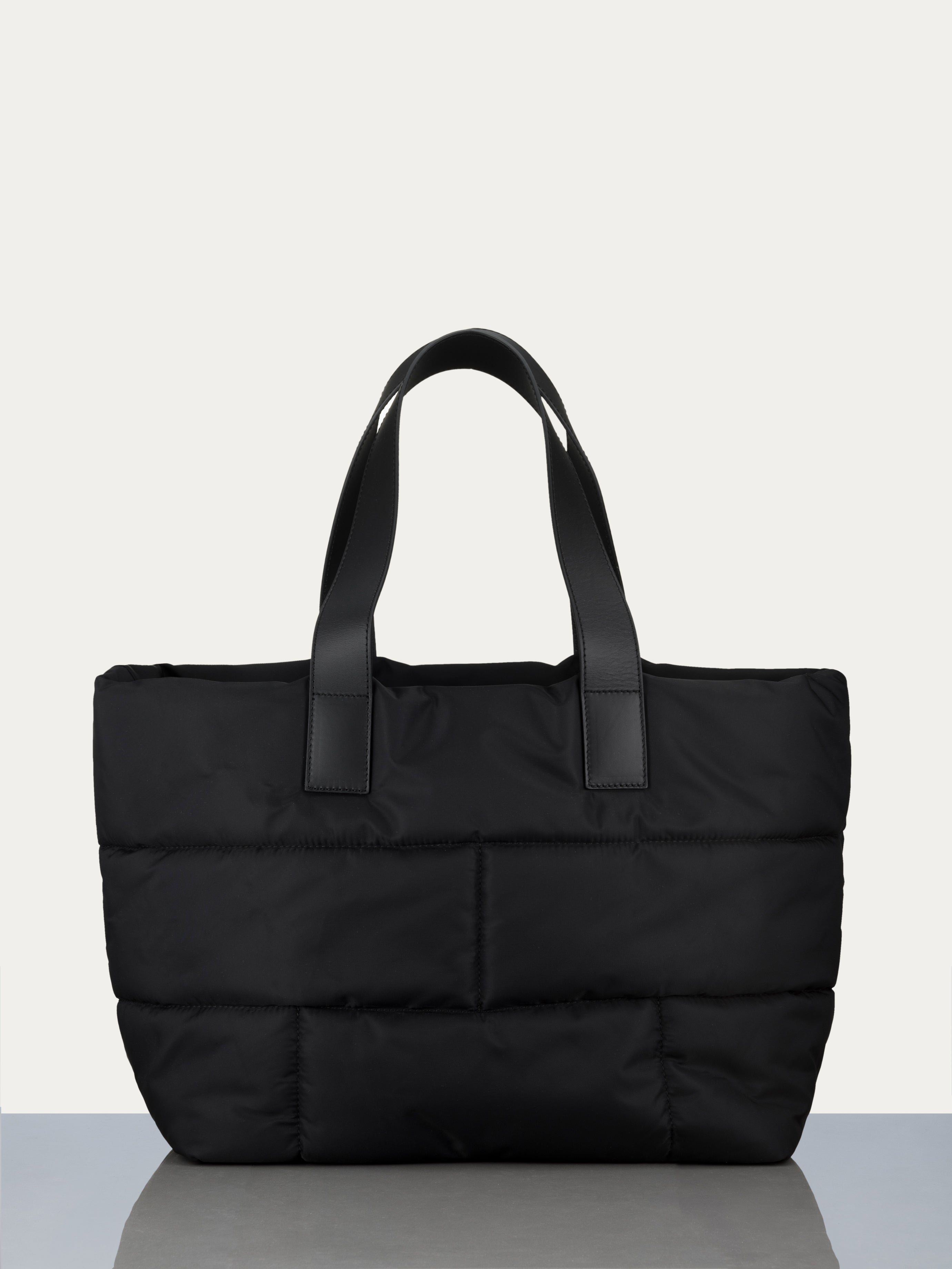 Nylon Quilted Plaque Tote in Noir – FRAME